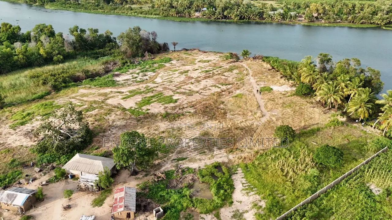 River Front Land in Ada