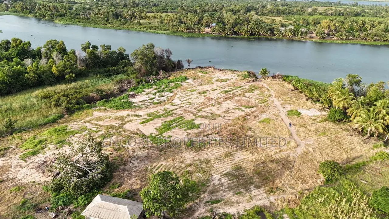 River Front Land in Ada