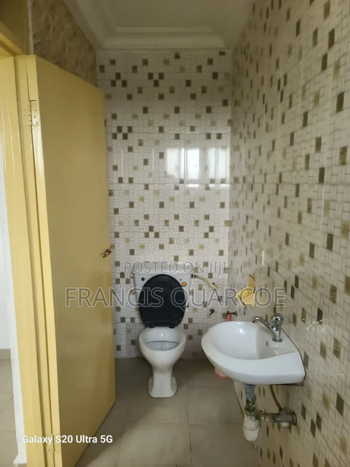 2bdrm Apartment in Francis Quarcoe, Ashomang Estate for rent