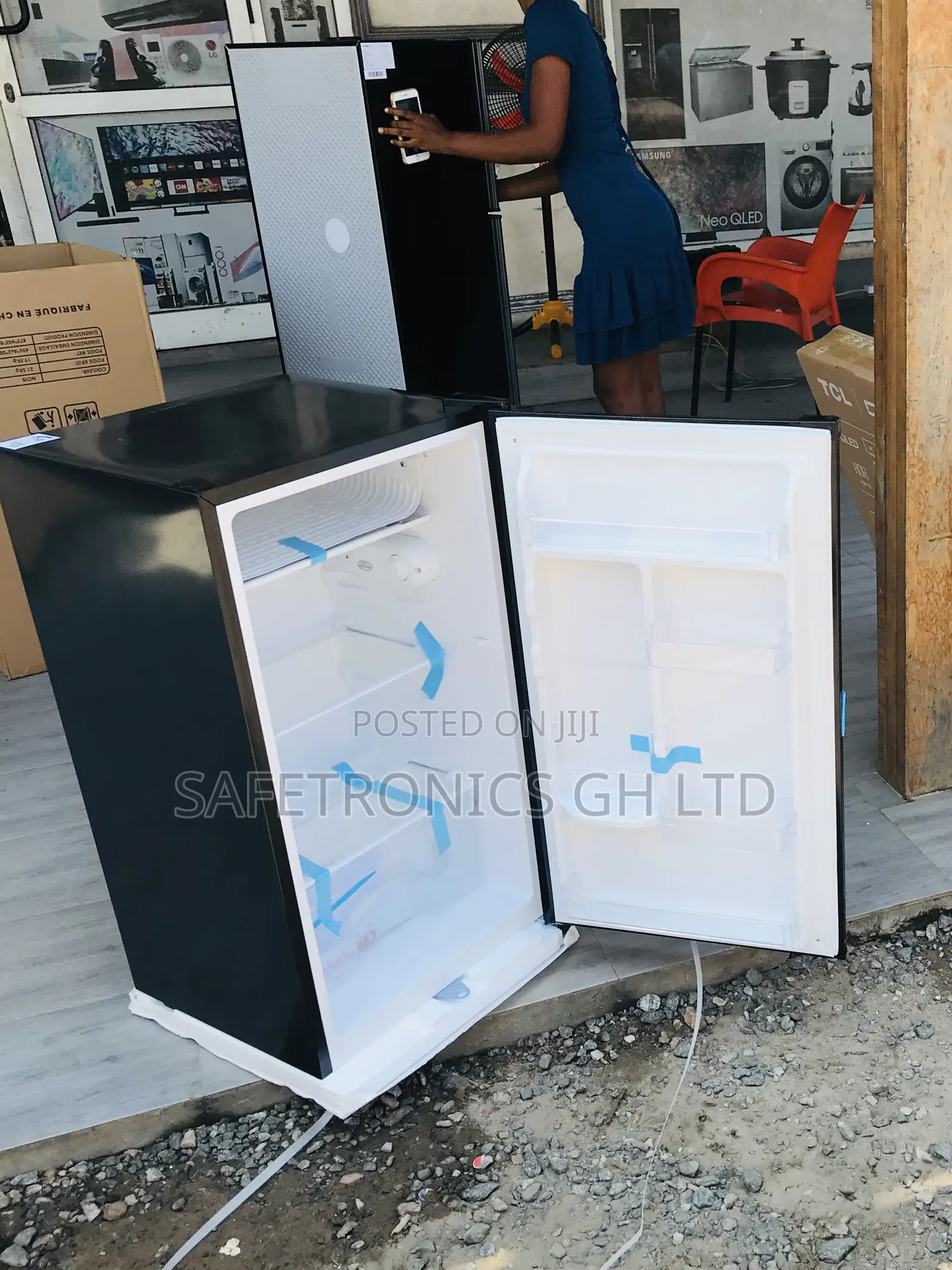 Eco Cooler Topfreezer Singledoor Black Rainbow 80 Liters