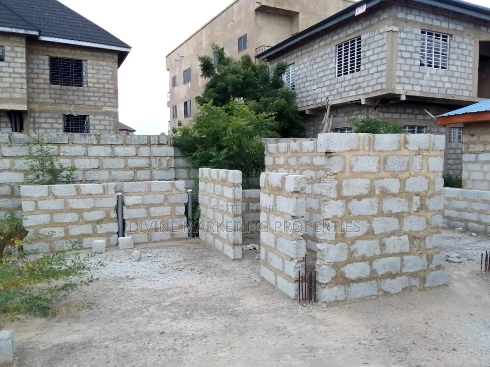 4bdrm House in Blue Top, Kasoa for Sale