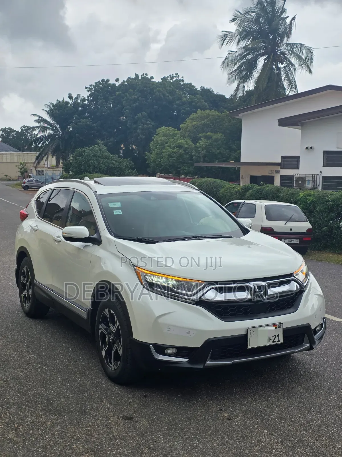Honda CR-V Touring AWD 2019 White