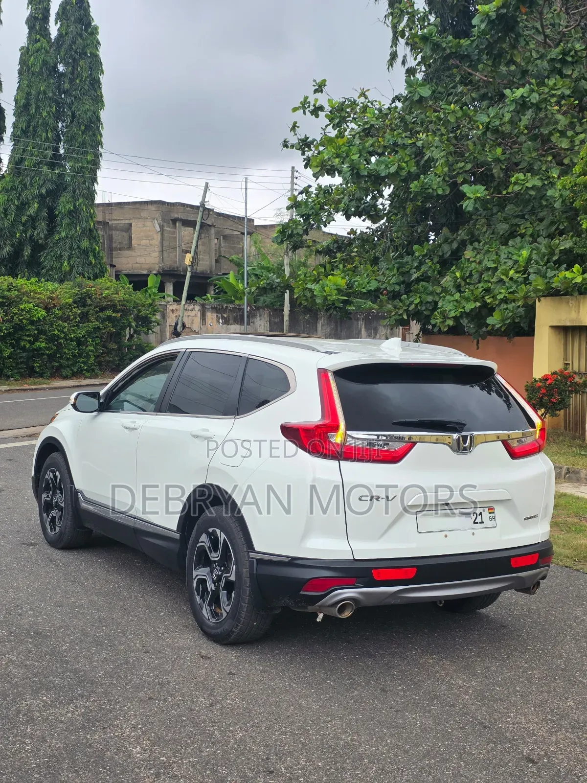 Honda CR-V Touring AWD 2019 White