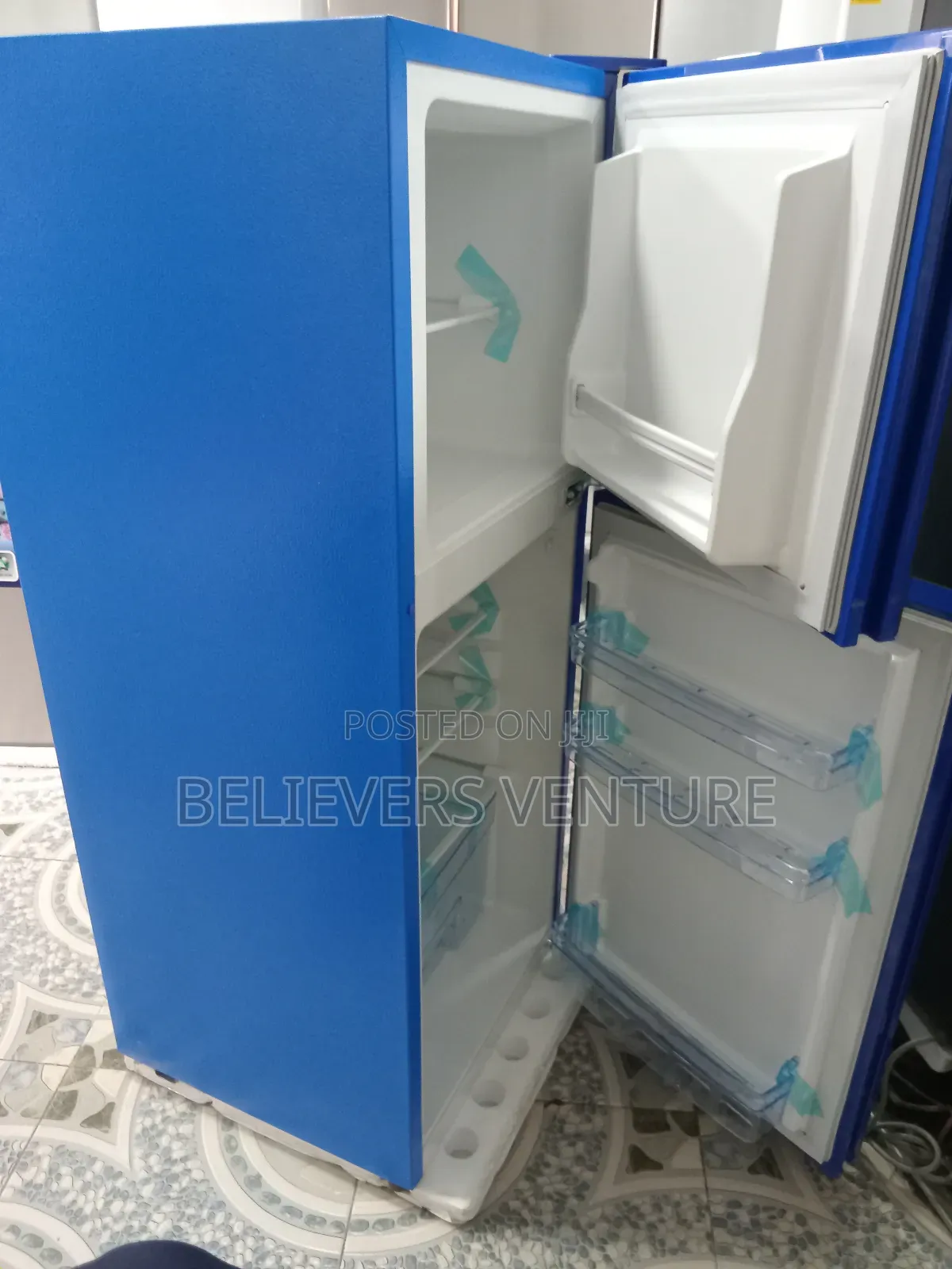 Westpool Combative Fridge Top Freezer Fridge 108liters