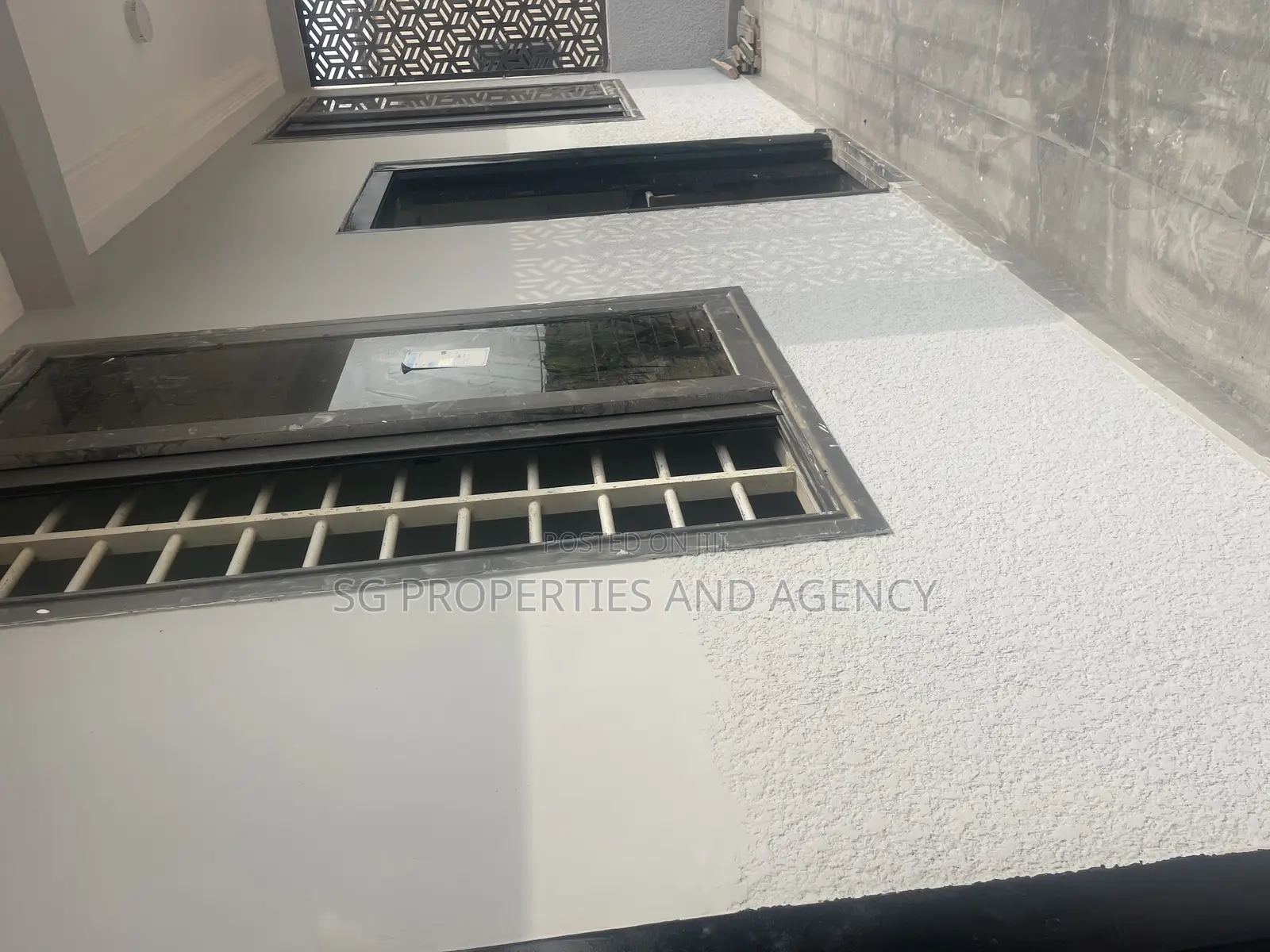 1bdrm Apartment in Lashibi, Baatsona Total for rent