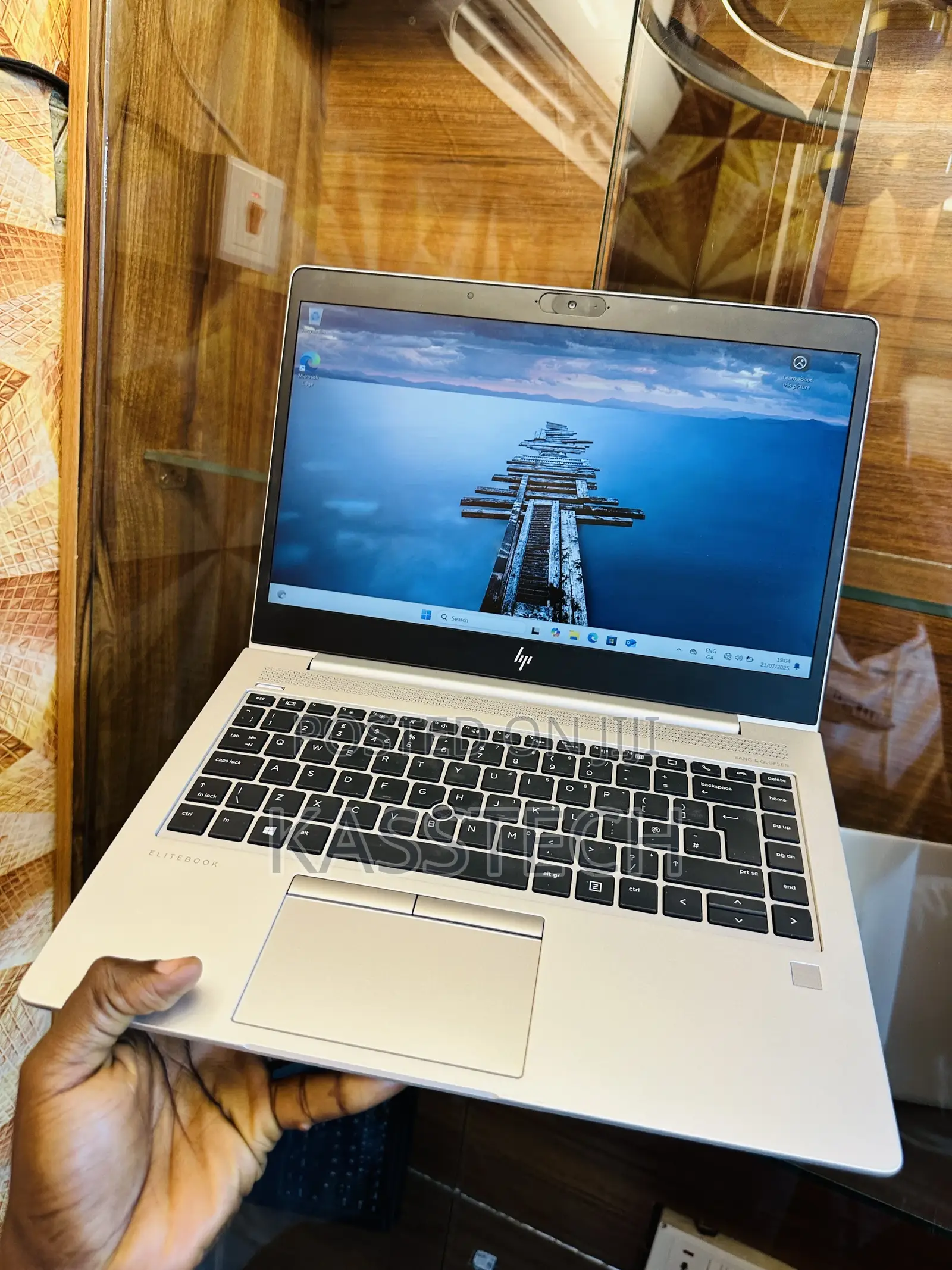 Laptop HP EliteBook 745 G5 8GB AMD Ryzen 5 SSD 256GB