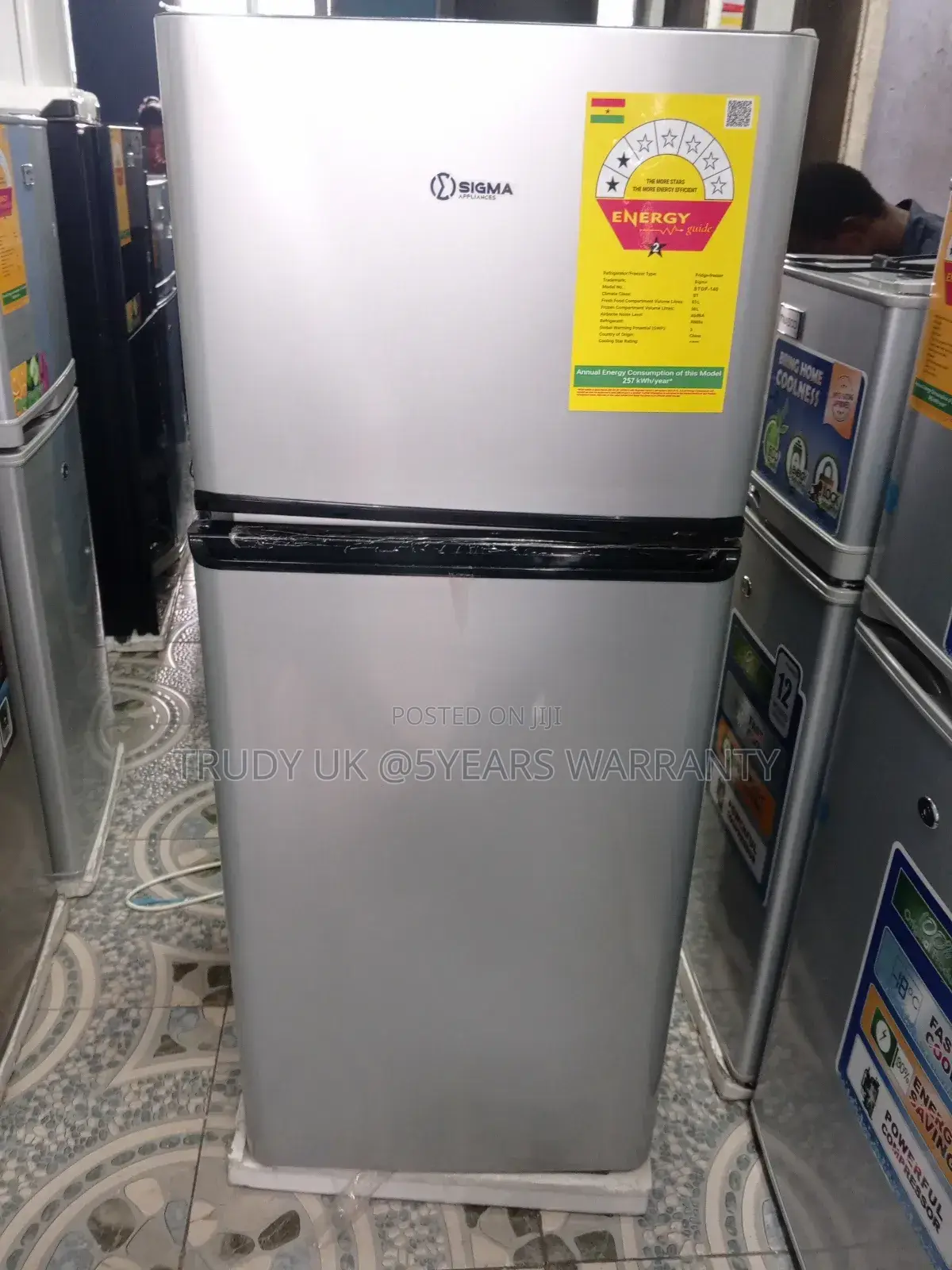 Action Oriented Sigma 113l Fridge Freezer Systematic Set