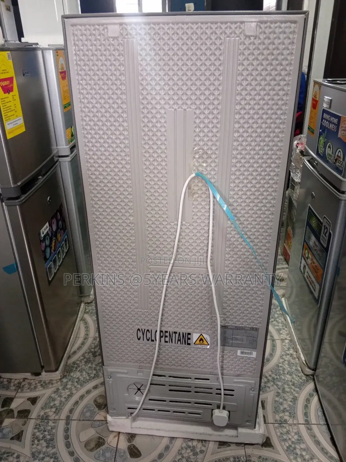 Action Oriented Sigma 113l Fridge Freezer Systematic Set