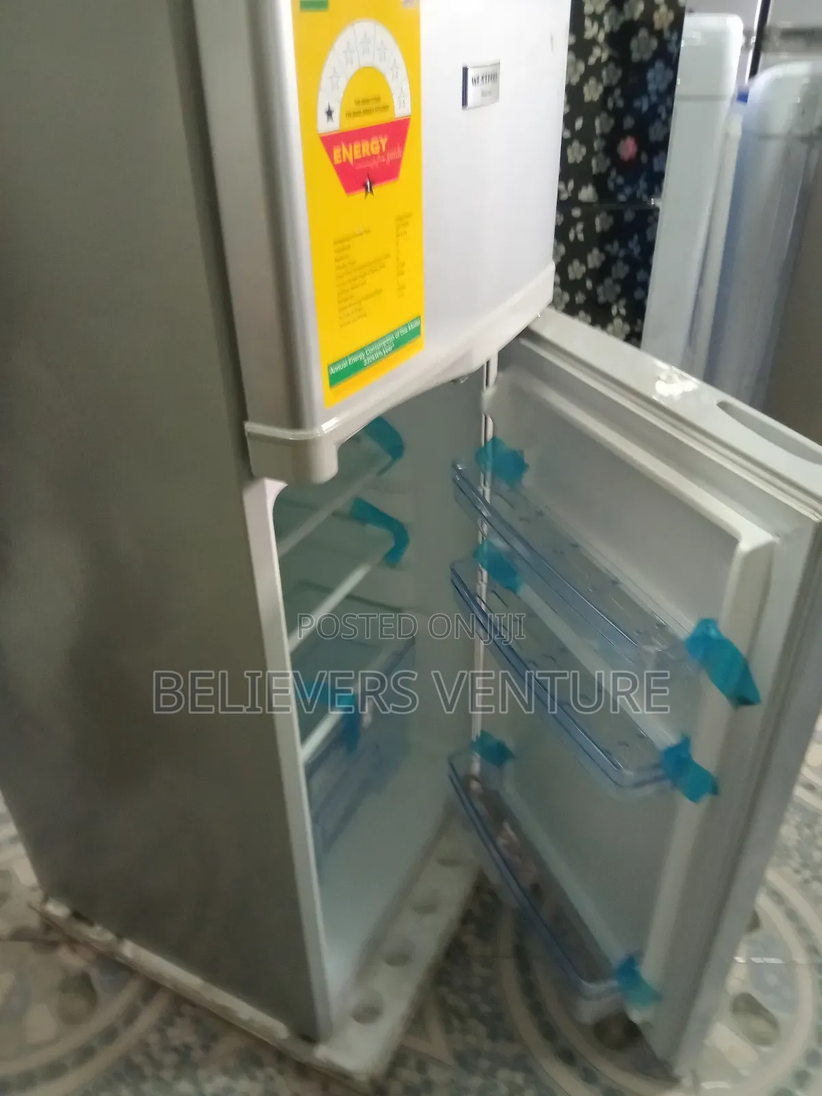 High Performance Westpool Top Freezer Silver Color Westpool