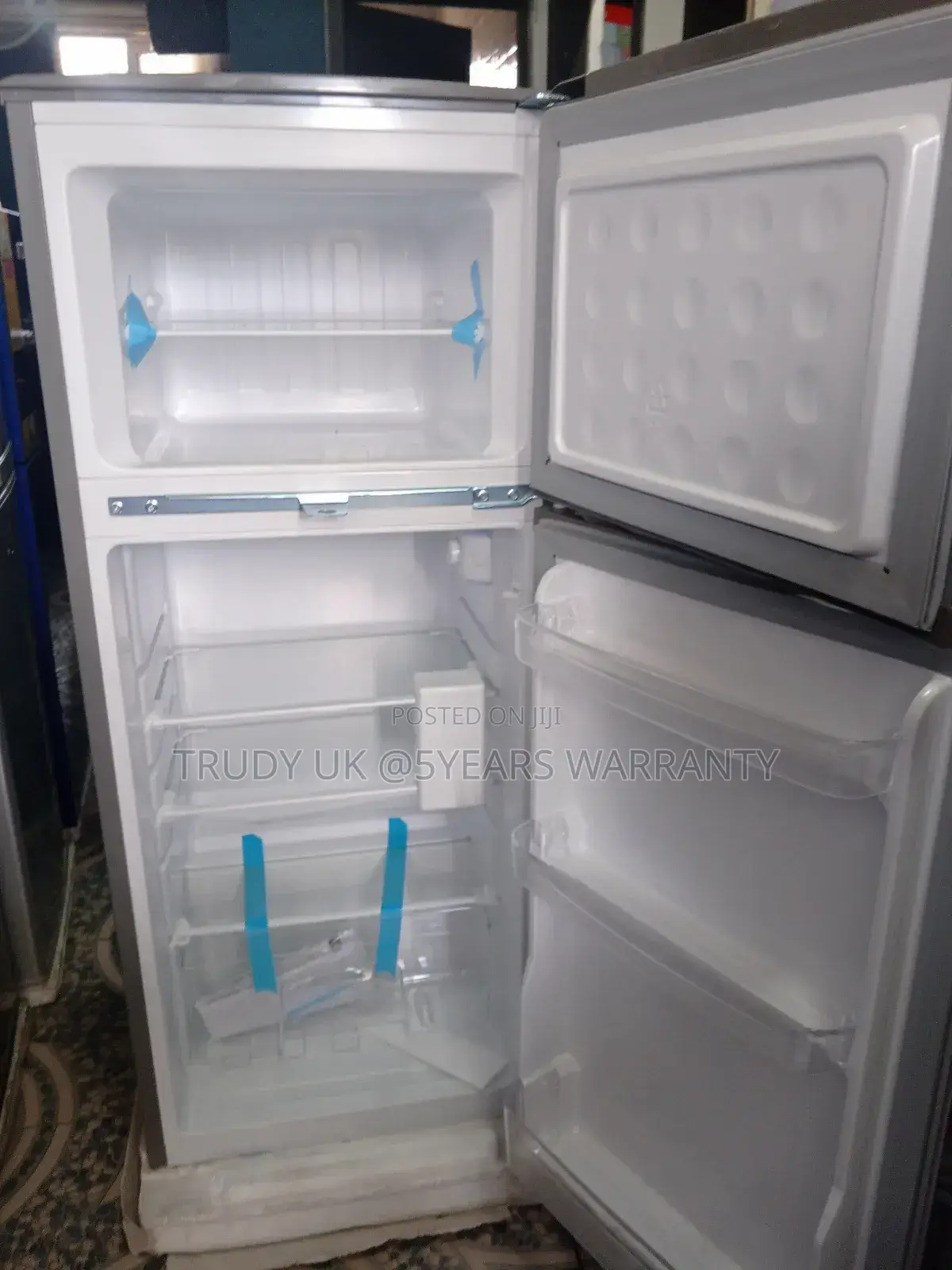 Swift RFR-140t-B Roch Fridge Freezer System 117l Set