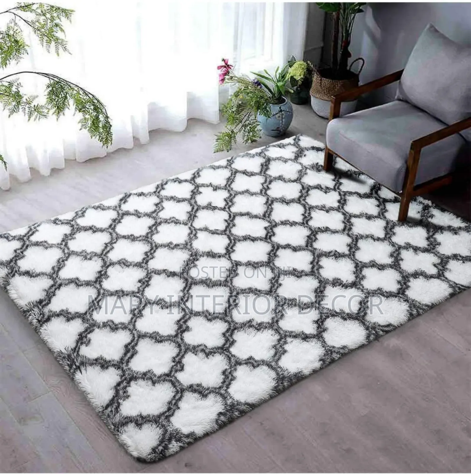 Fluffy Carpet