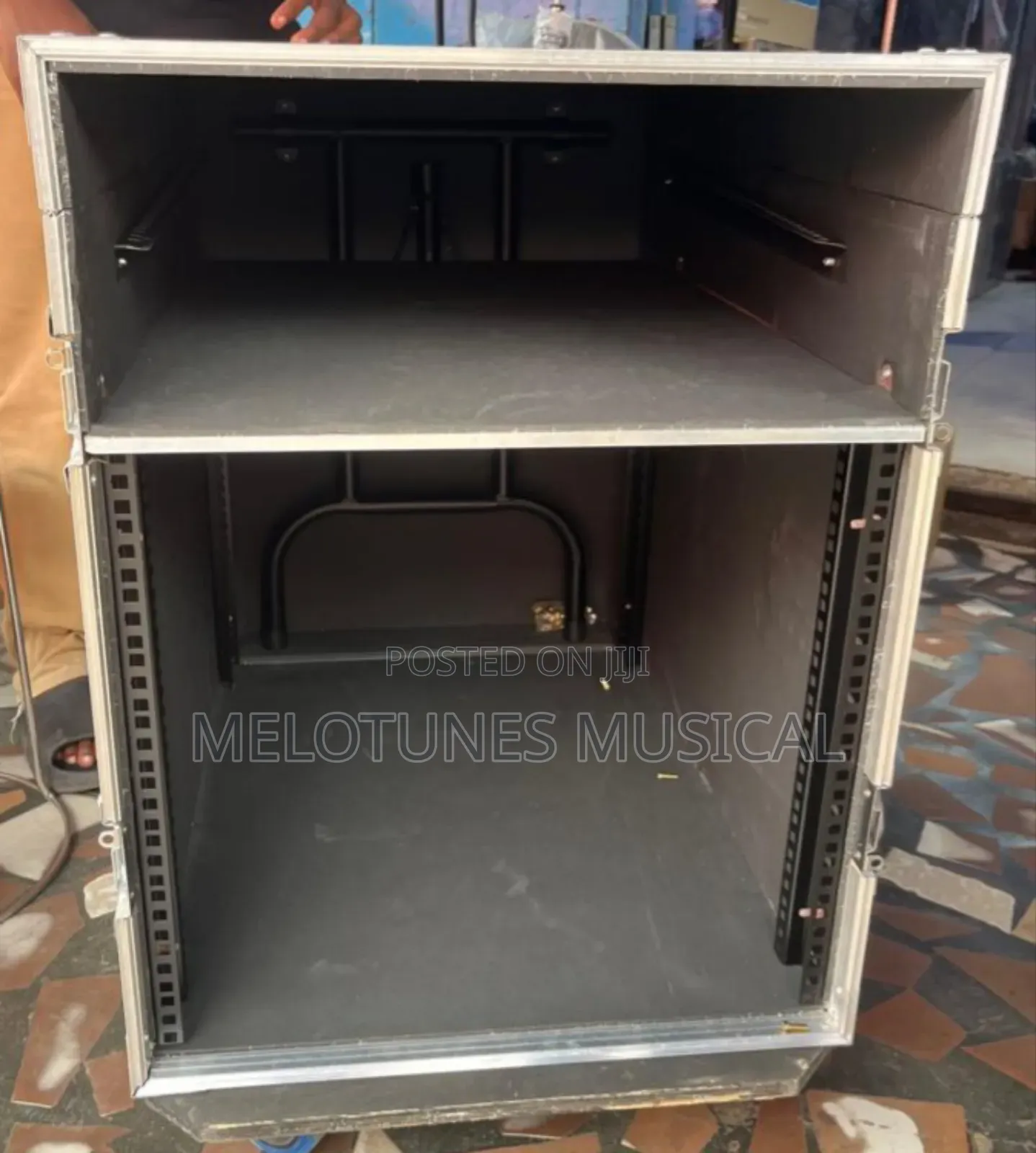 14u Amplifier Rack for Long Amplifiers