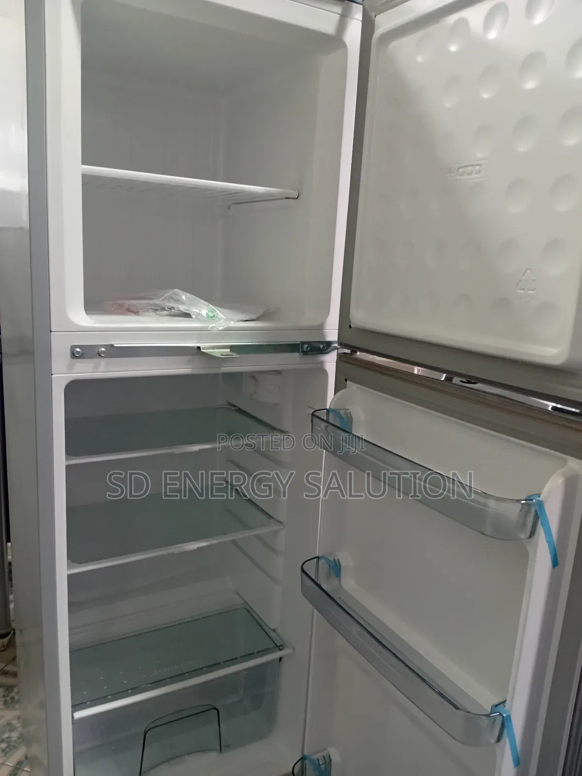Colossal Mitsul Fridge Freezer Model 138 Litres Mitsul