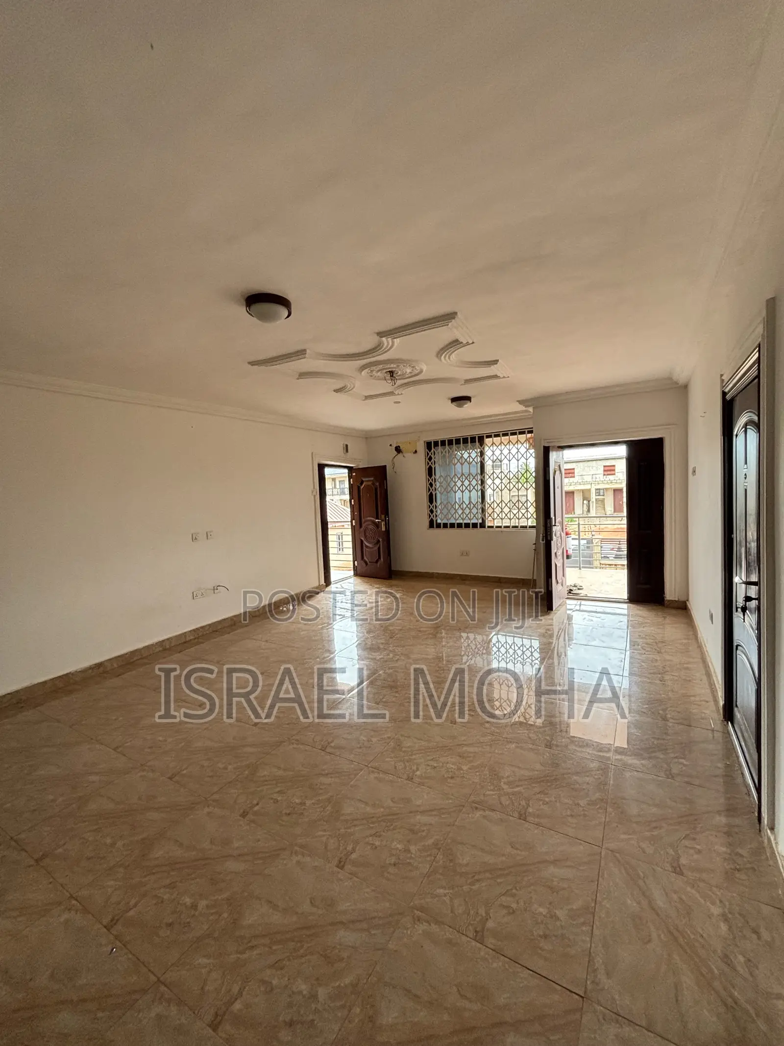 Two Bedroom Apartment Lakeside Community 8