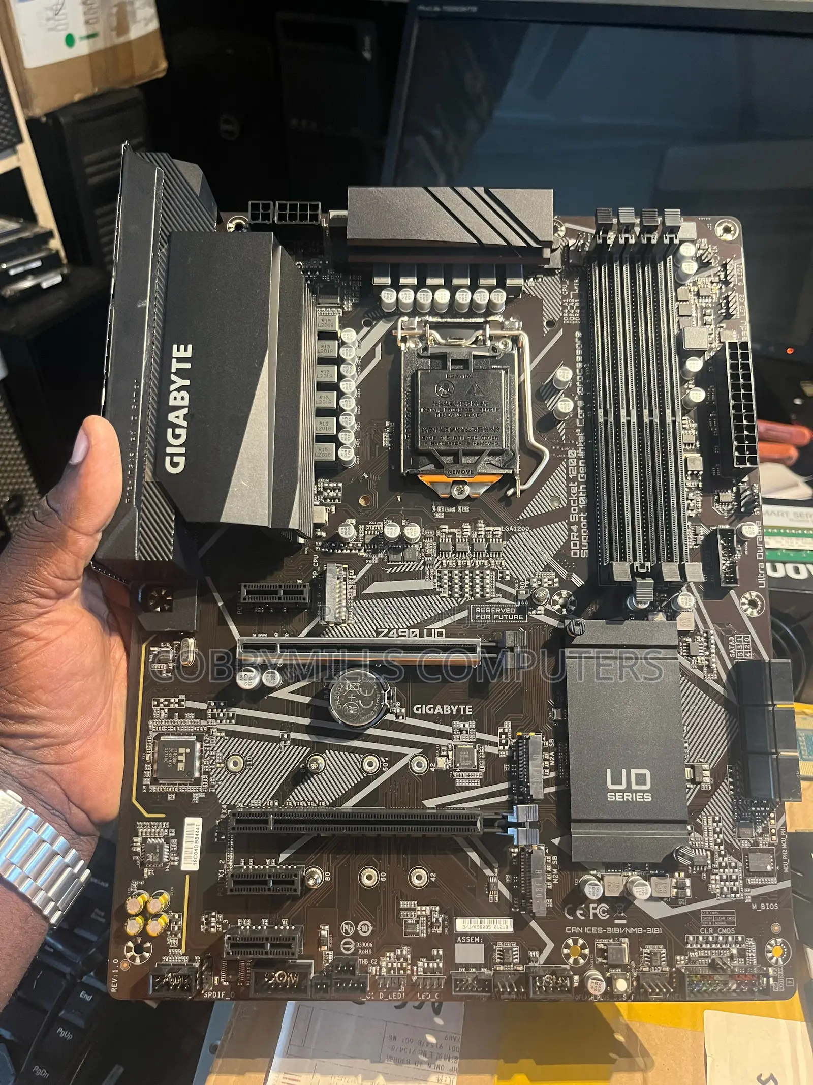 Gigabyte Z490-ud Mobo + I5-11500 Cpu