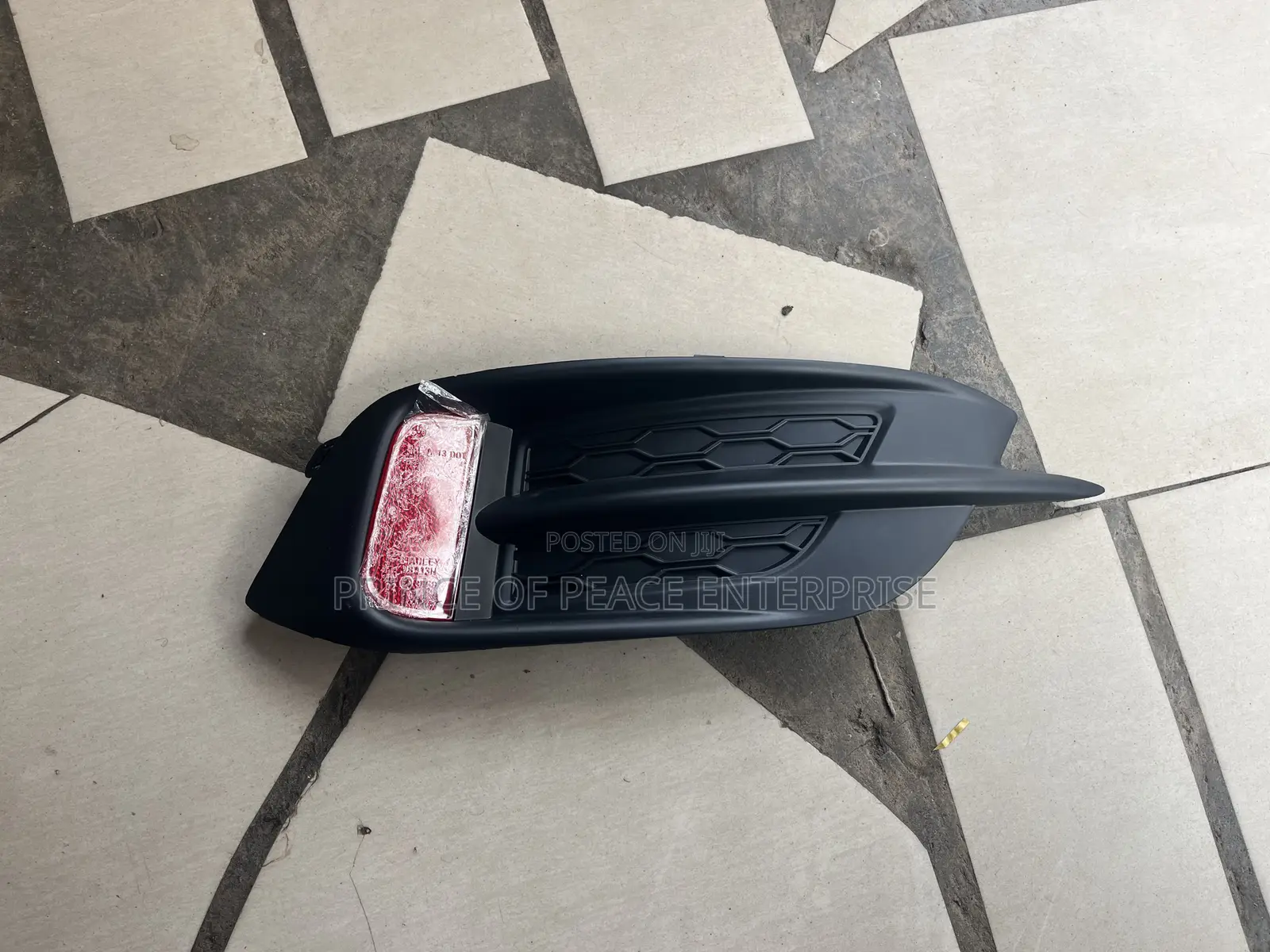 Honda Civic 2016 2018 2022 Bumper Bump Reflector and Cover