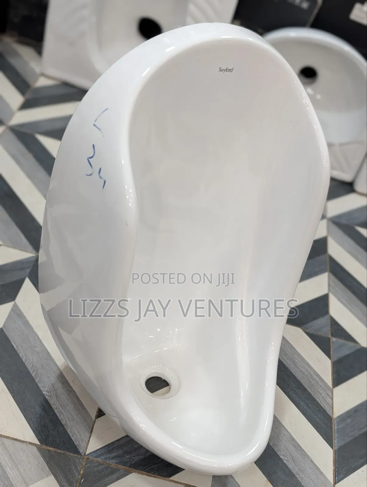 Urinal Pot