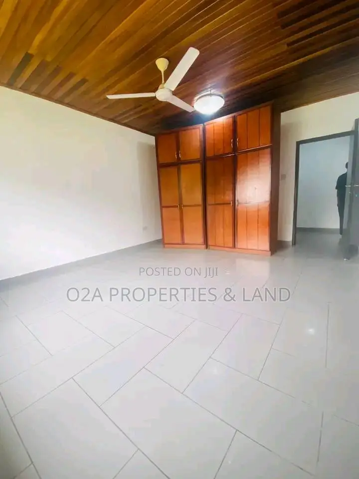 5bdrm House in East Legon, Bawaleshie for rent