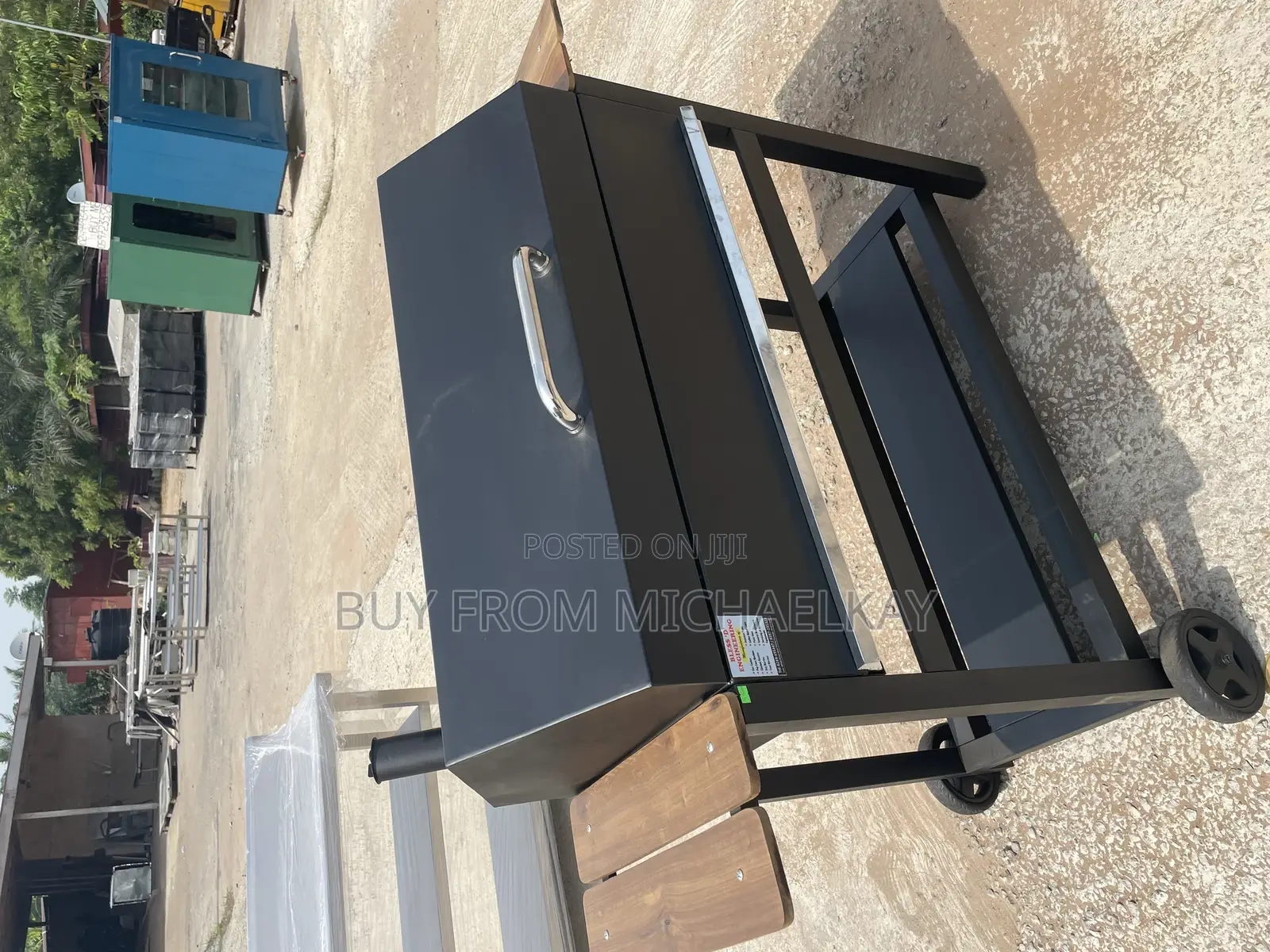 Quality Charcoal Griller Machine
