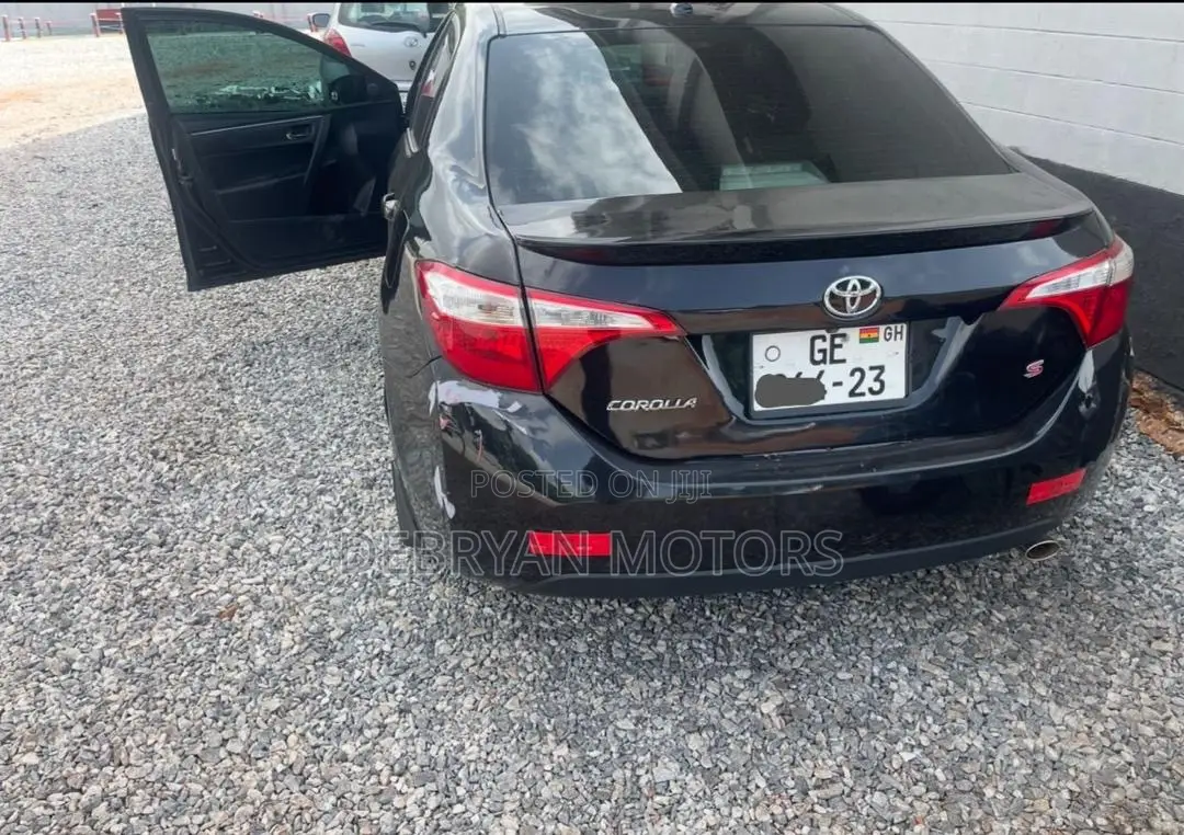 Toyota Corolla S 4dr Sedan (1.8L 4cyl CVT) 2016 Black