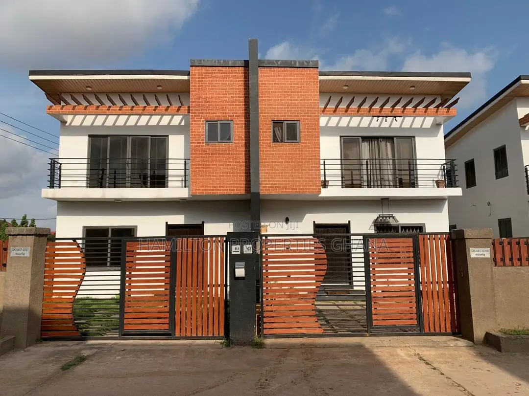 3bdrm House in 14Th Avenue, East Legon for rent
