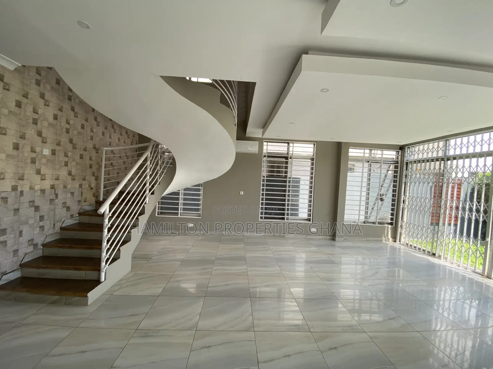 4bdrm House in West Trassaco, Otano for rent