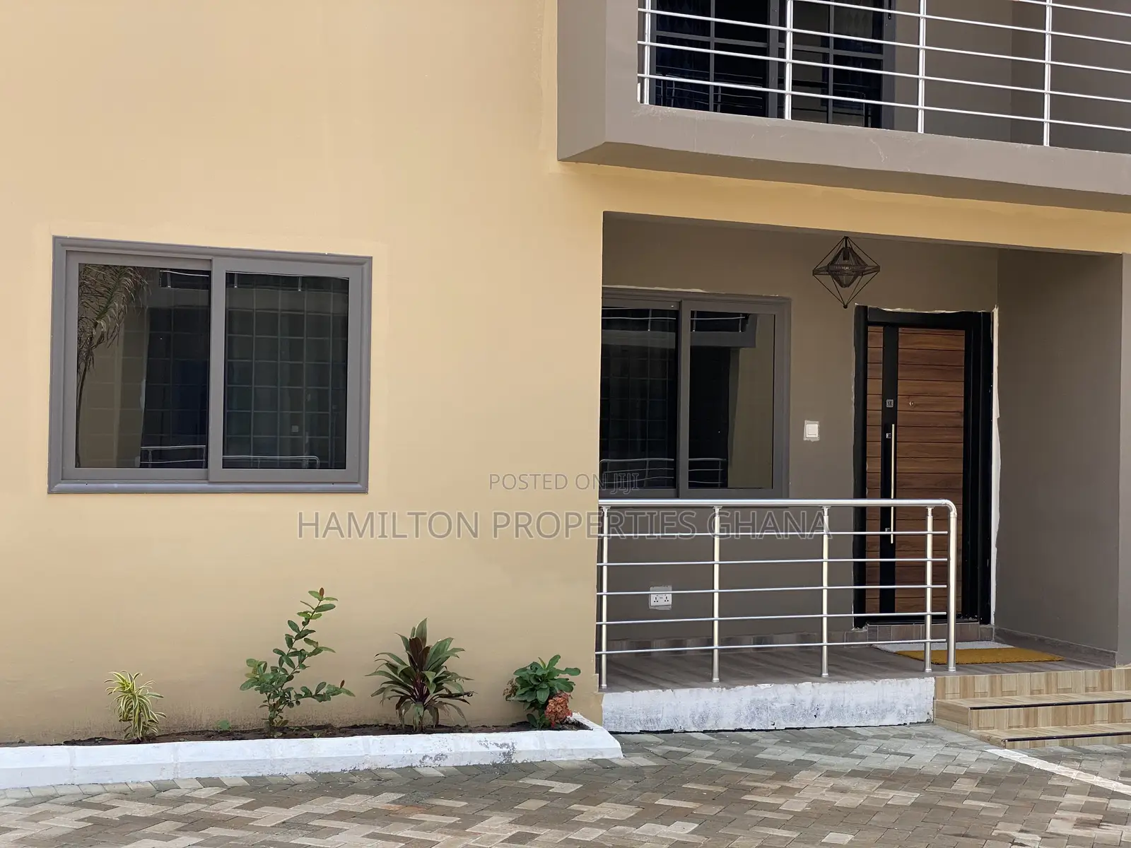 2bdrm Apartment in Adenta Catholic, Frafraha for rent