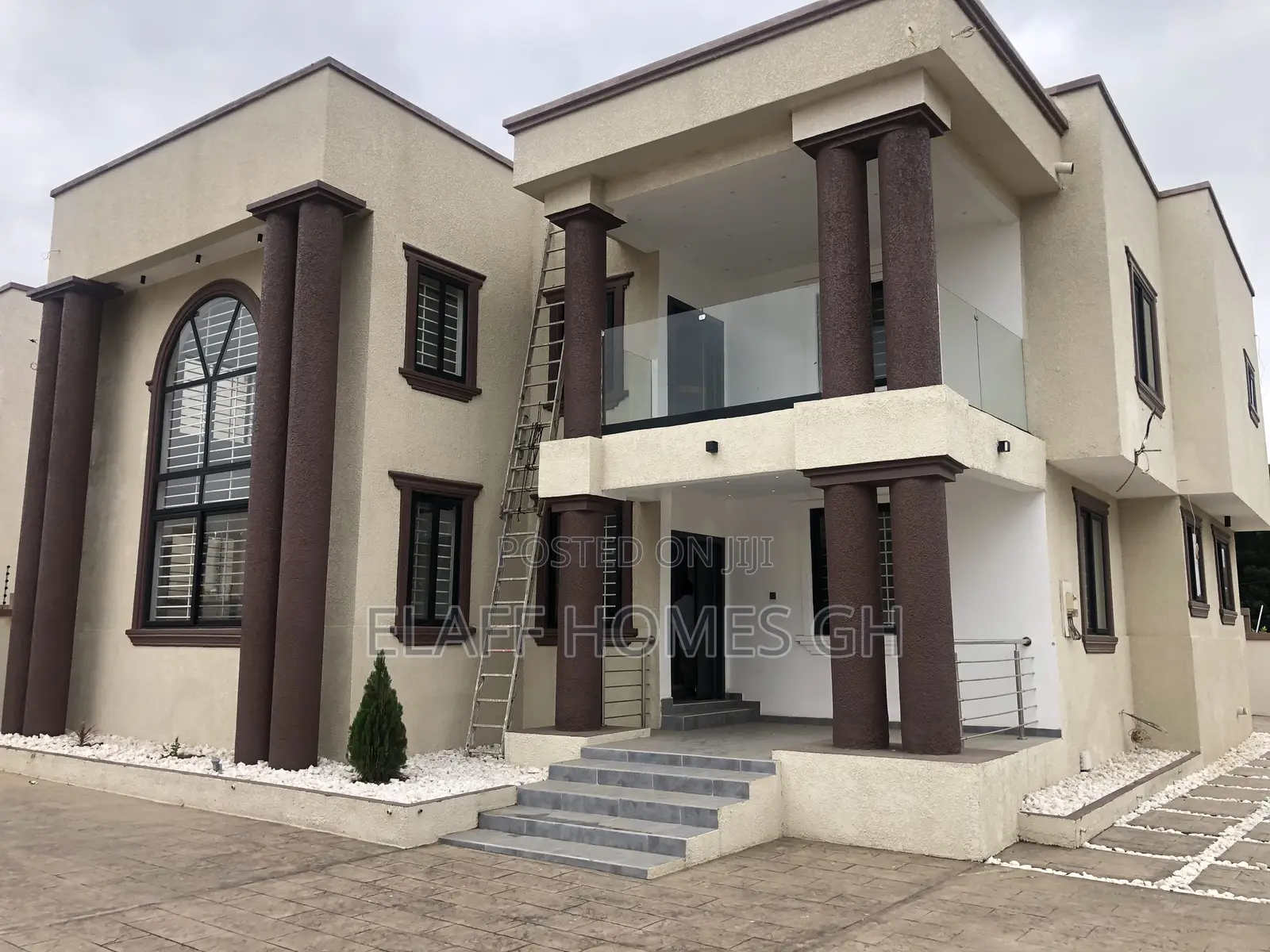 3bdrm Townhouse / Terrace in Elaffhomesgh, East Legon for rent