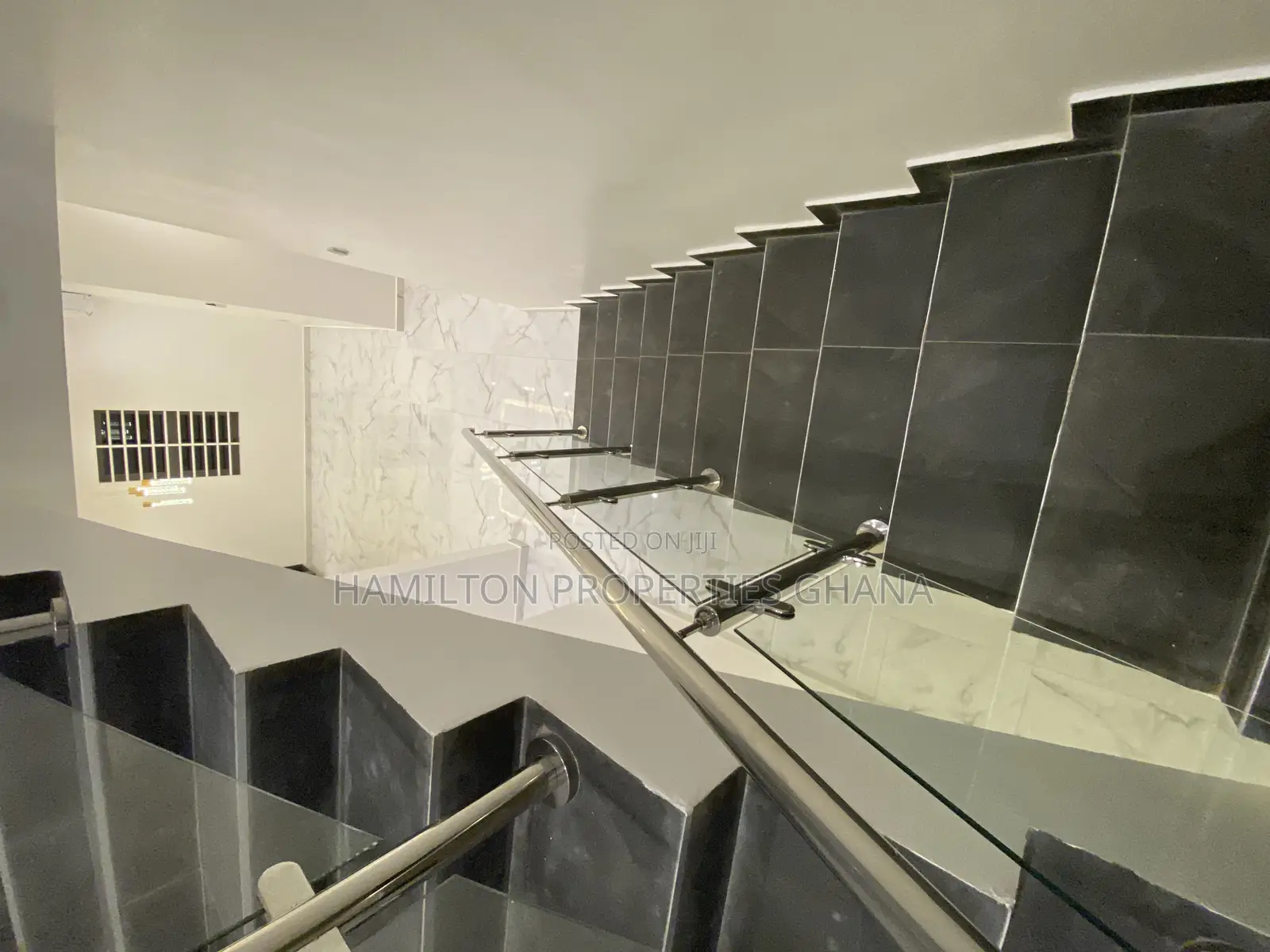 4bdrm Mansion in East Legon Hills for sale