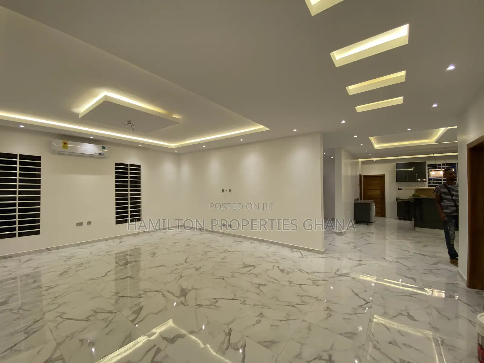4bdrm Mansion in East Legon Hills for sale