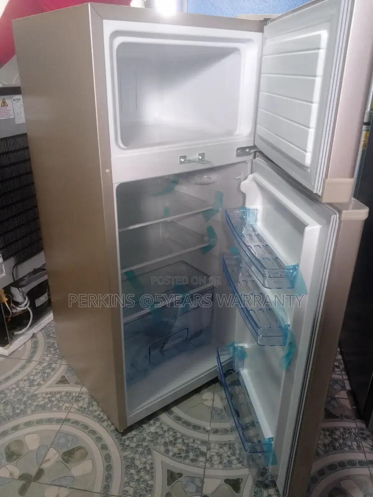 Valuable 95l Westpool Fridge Freezer Energy System Set