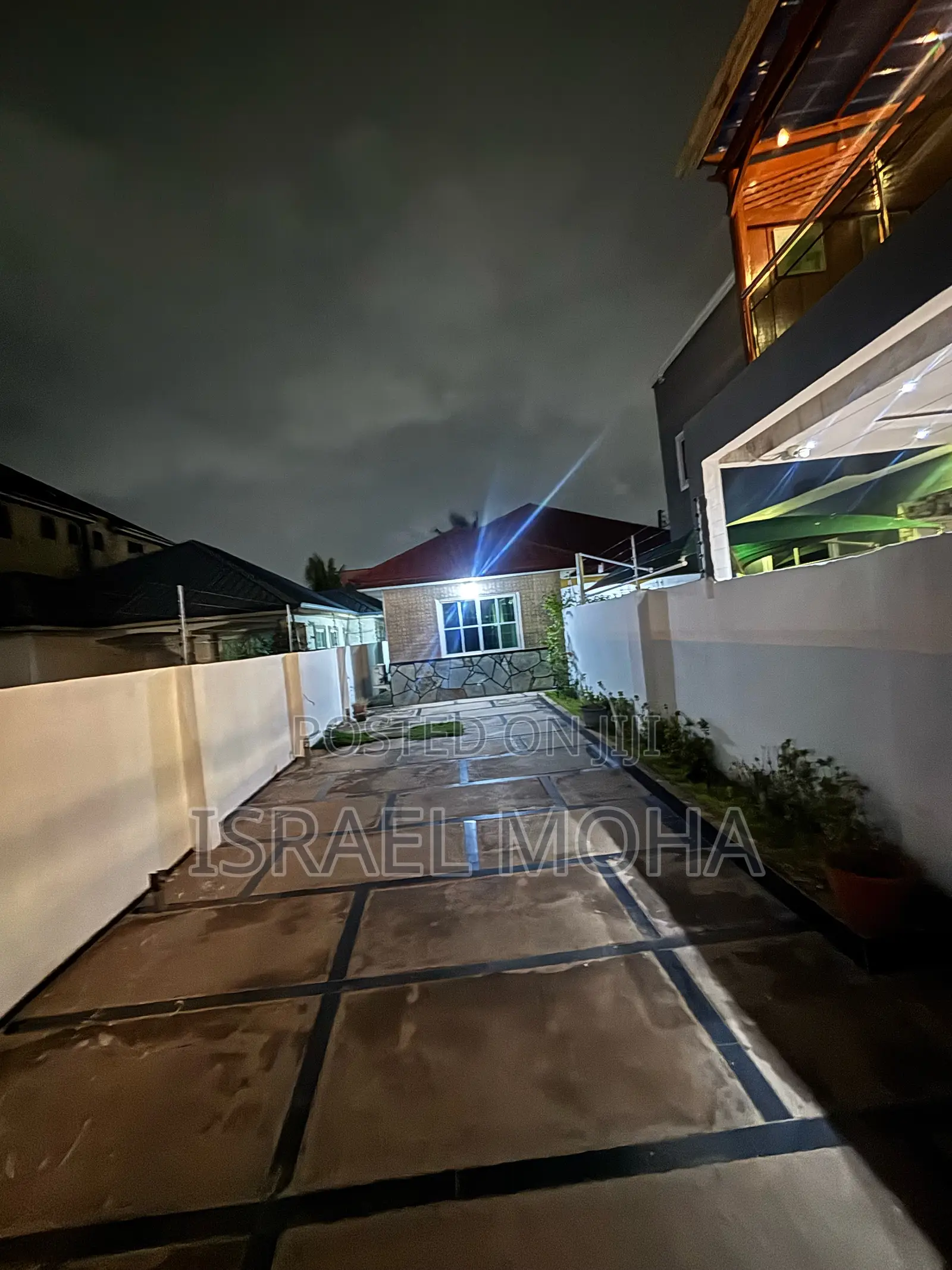3bdrm Apartment in Lakeside Estate for rent