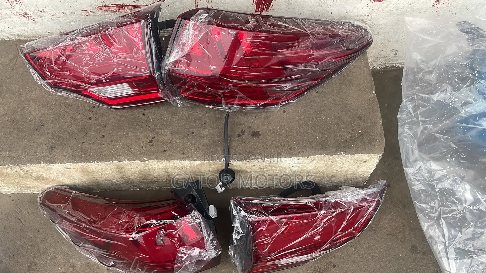 Highlander 2014,2015, 2016, 2017, 2018 Spec Taillights (Set)