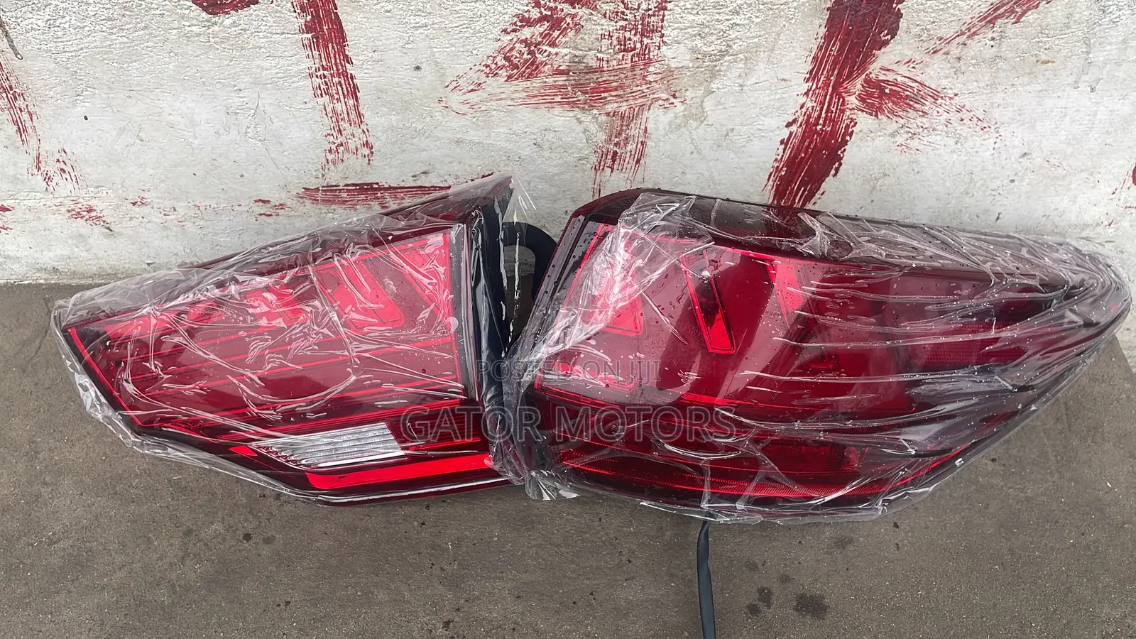 Highlander 2014,2015, 2016, 2017, 2018 Spec Taillights (Set)