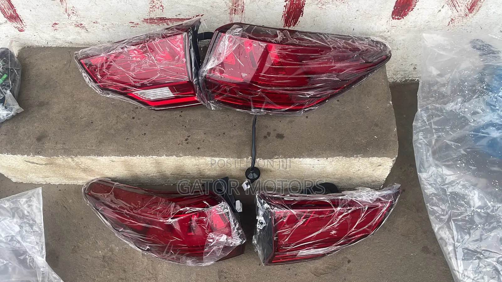 Highlander 2014,2015, 2016, 2017, 2018 Spec Taillights (Set)