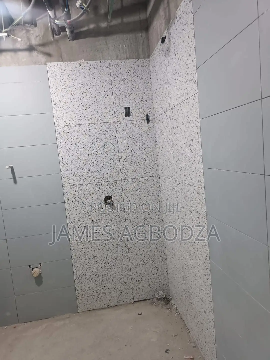 Professional Master Tiler