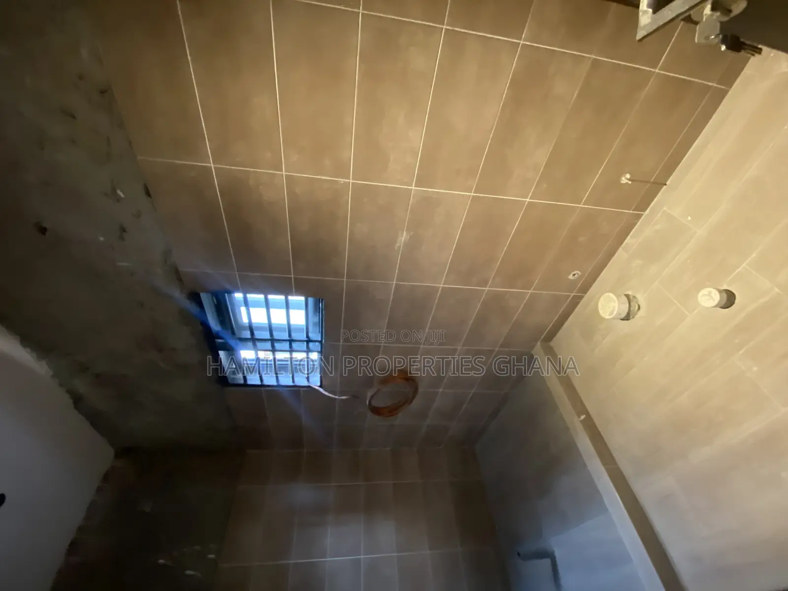 2bdrm Apartment in East Legon Ars Road for rent