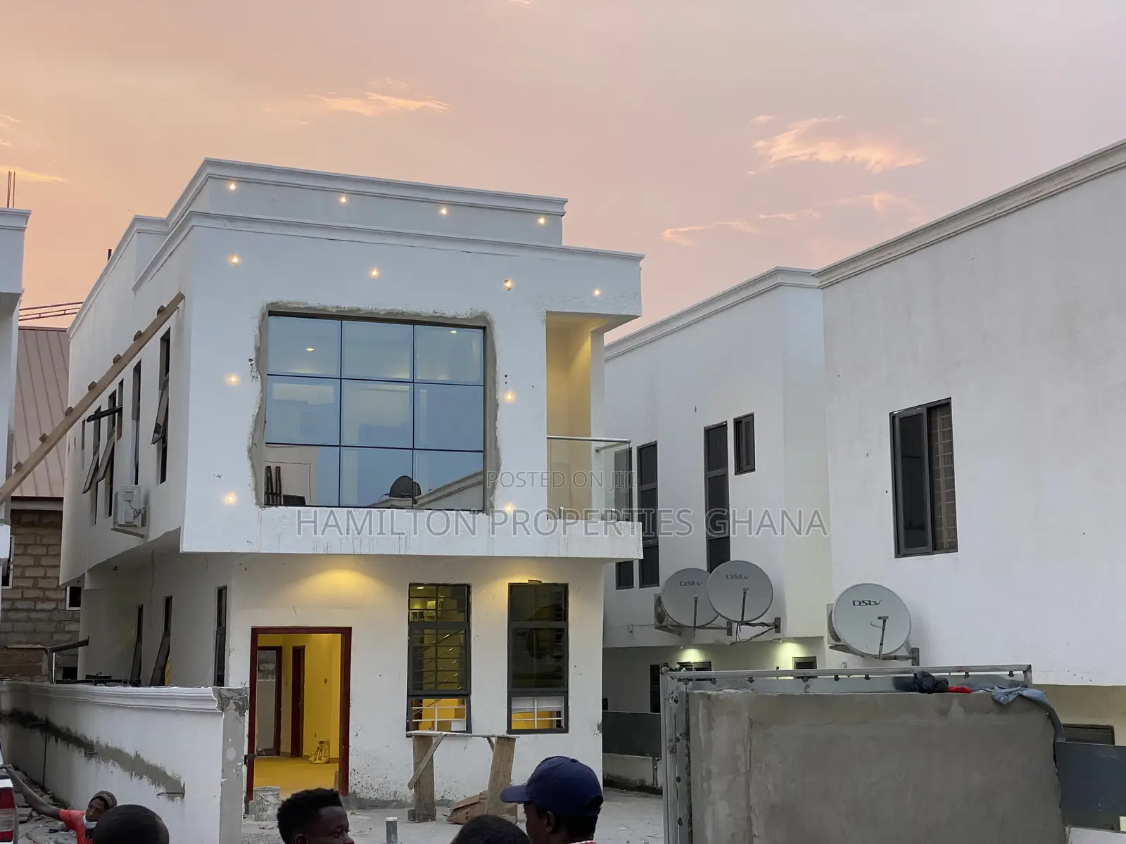 3bdrm House in School Junction for sale