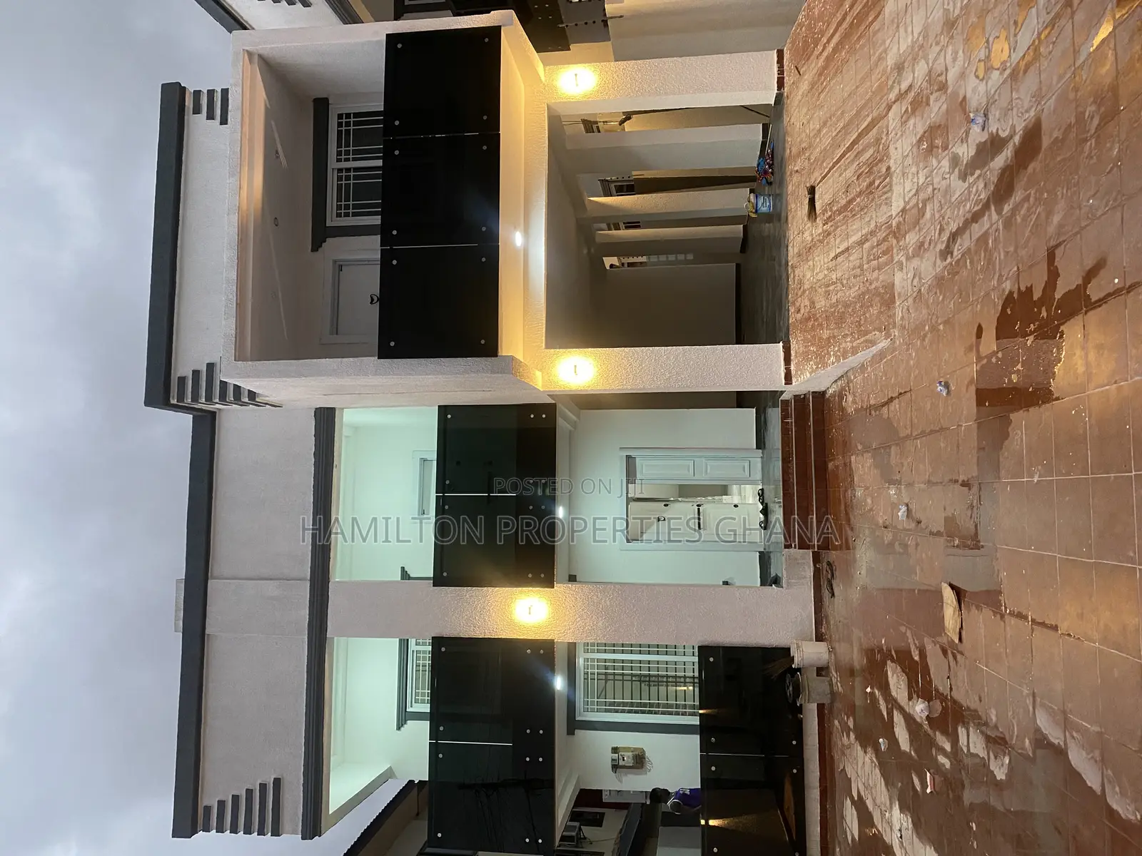 4bdrm House in Lakeside for sale
