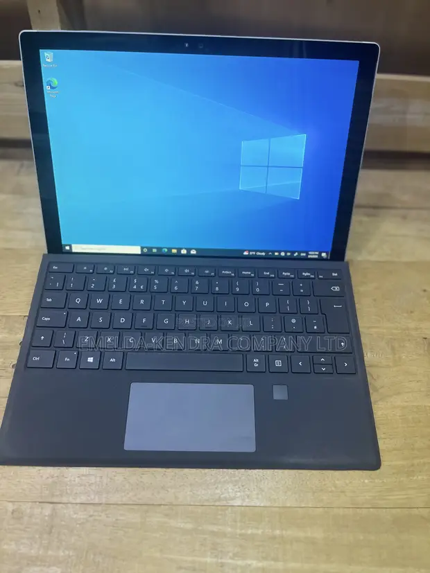Laptop Microsoft Surface Pro 4 16GB Intel Core i7 SSD 256GB Laptop Microsoft Surface Pro 4 16GB Intel Core i7 SSD 256GB