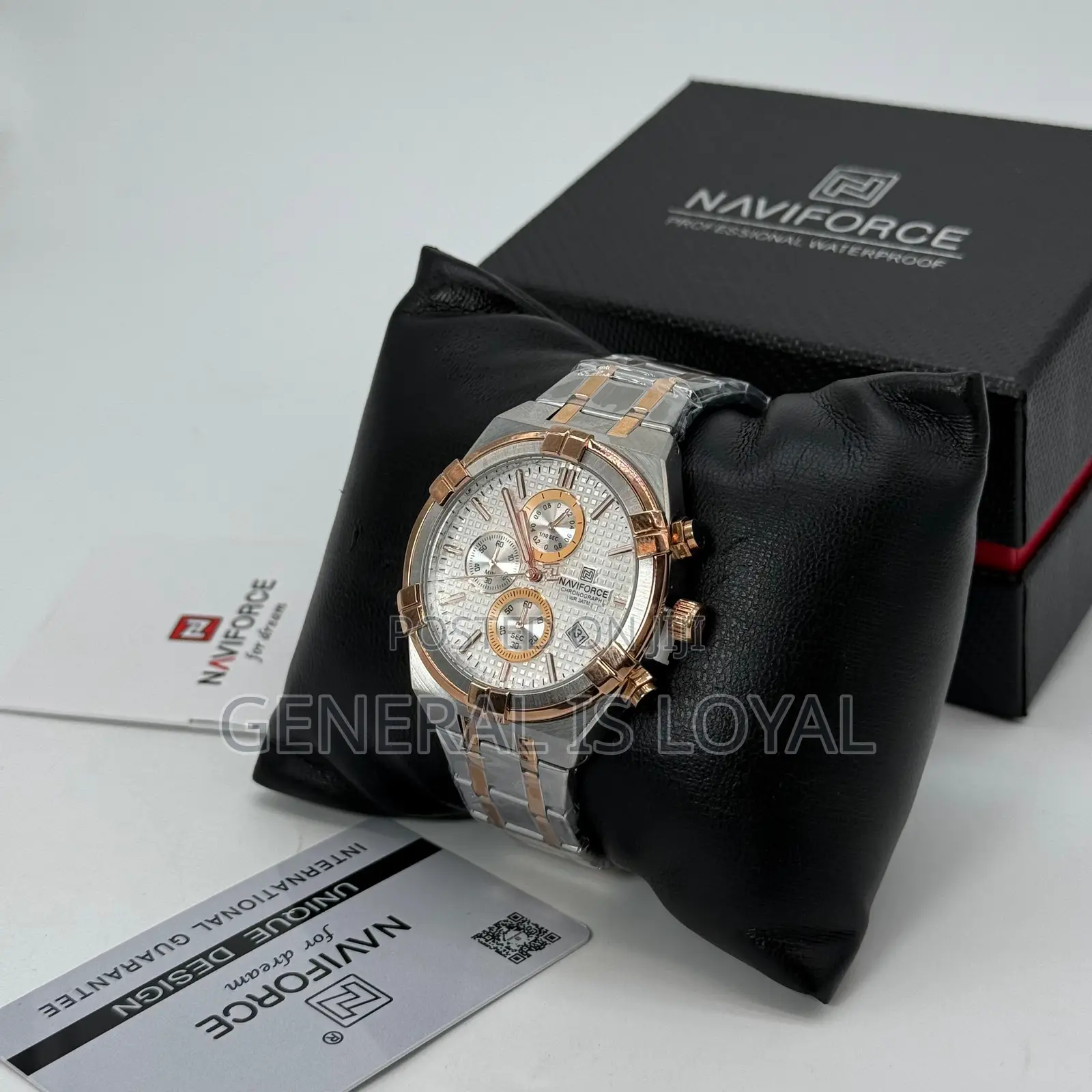 Naviforce 8042 Men's Quartz Watch Stainless Steel S