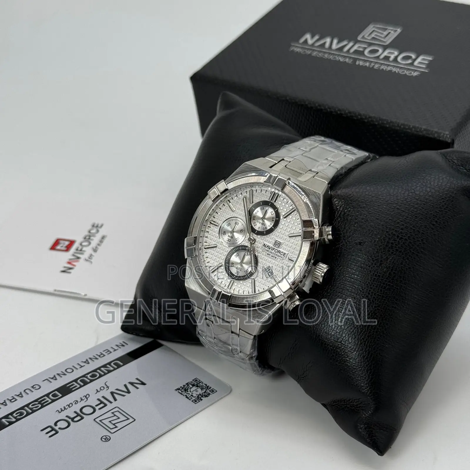 Naviforce 8042 Men's Quartz Watch Stainless Steel S