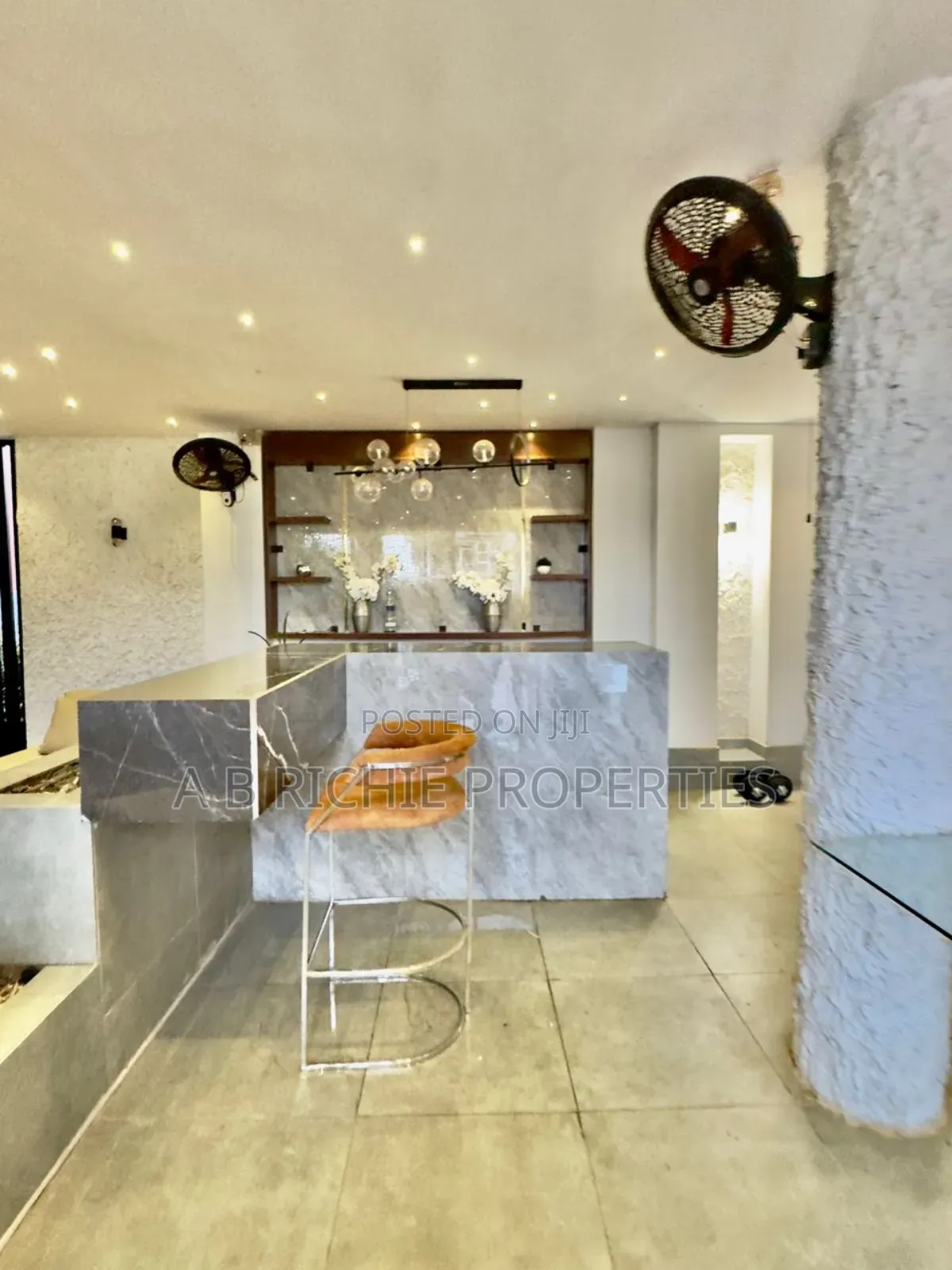 4bdrm Mansion in Ab Richie Properties, Cantonments for sale