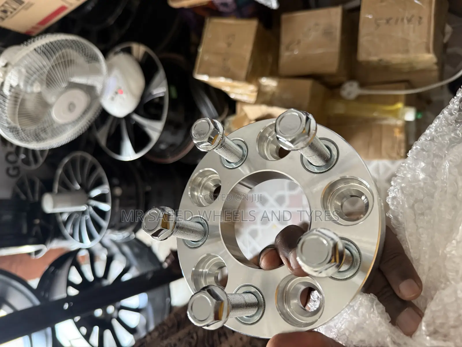 All Type of Car Spacers Available