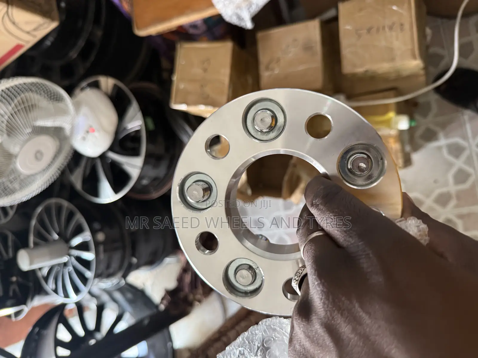 All Type of Car Spacers Available