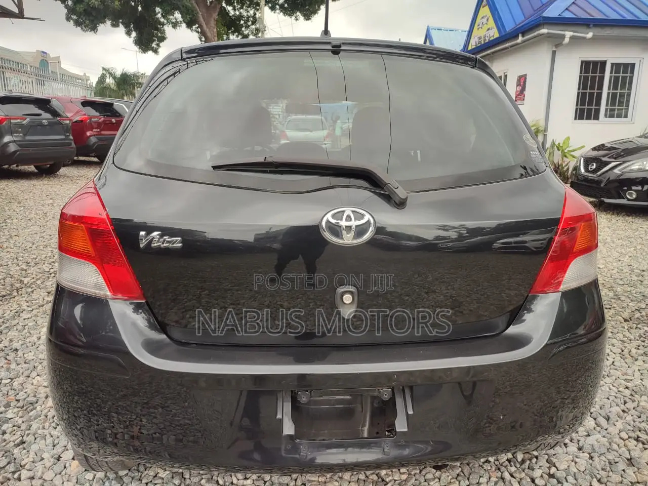 Toyota Vitz 1.3 AWD 5dr 2010 Black