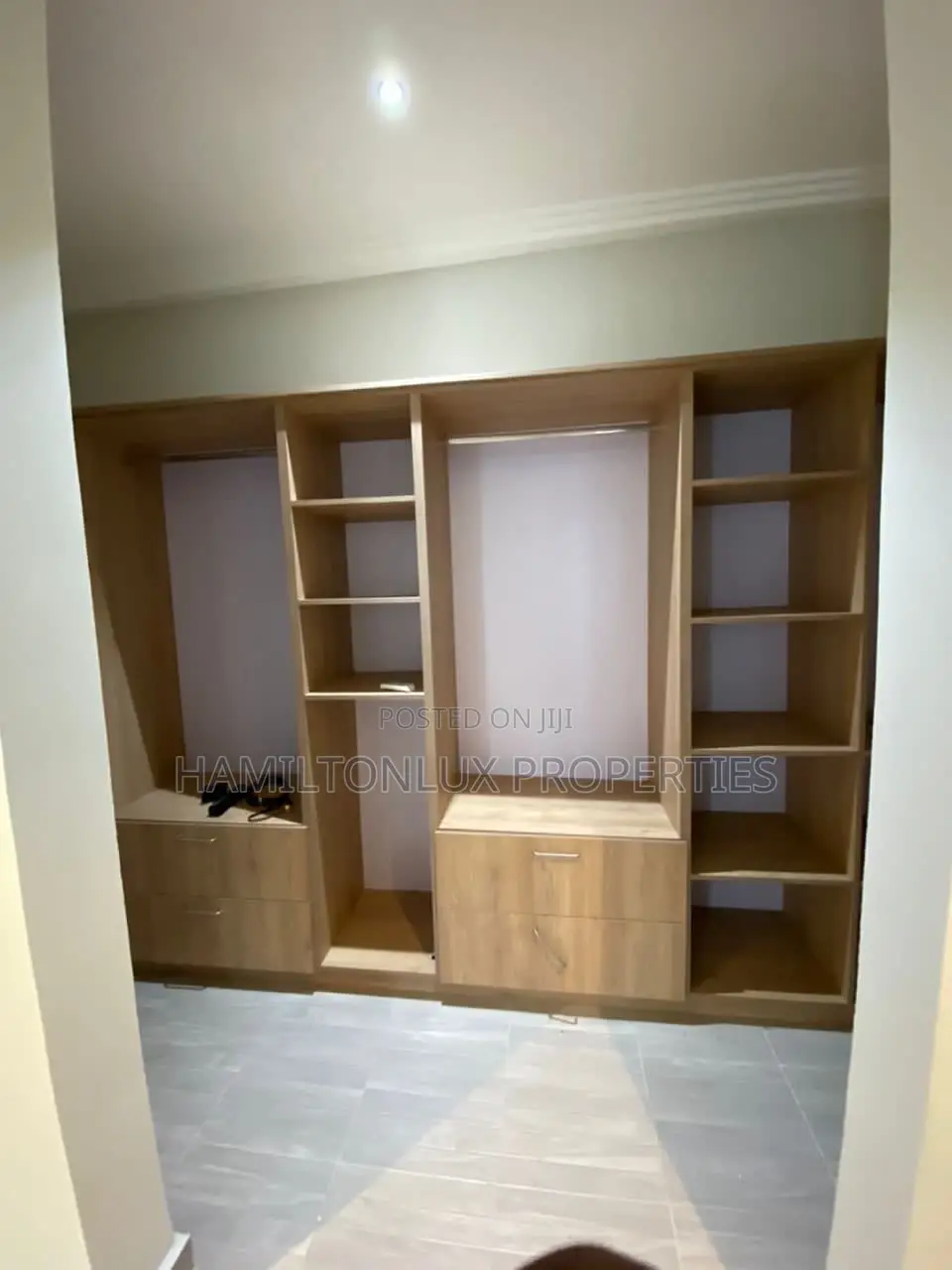 4bdrm House in East Legon Islamic for rent