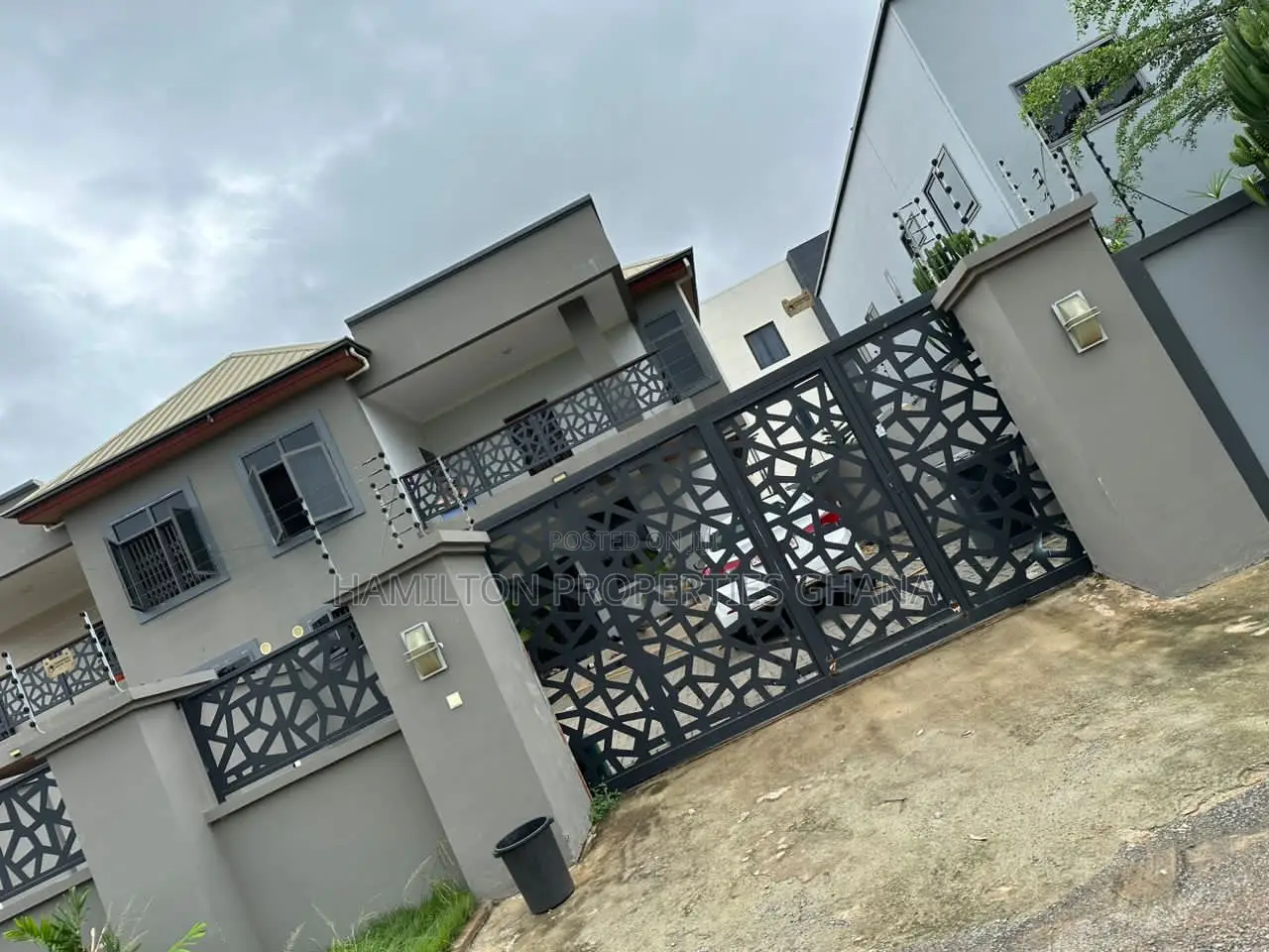 4bdrm House in East Legon Islamic for rent