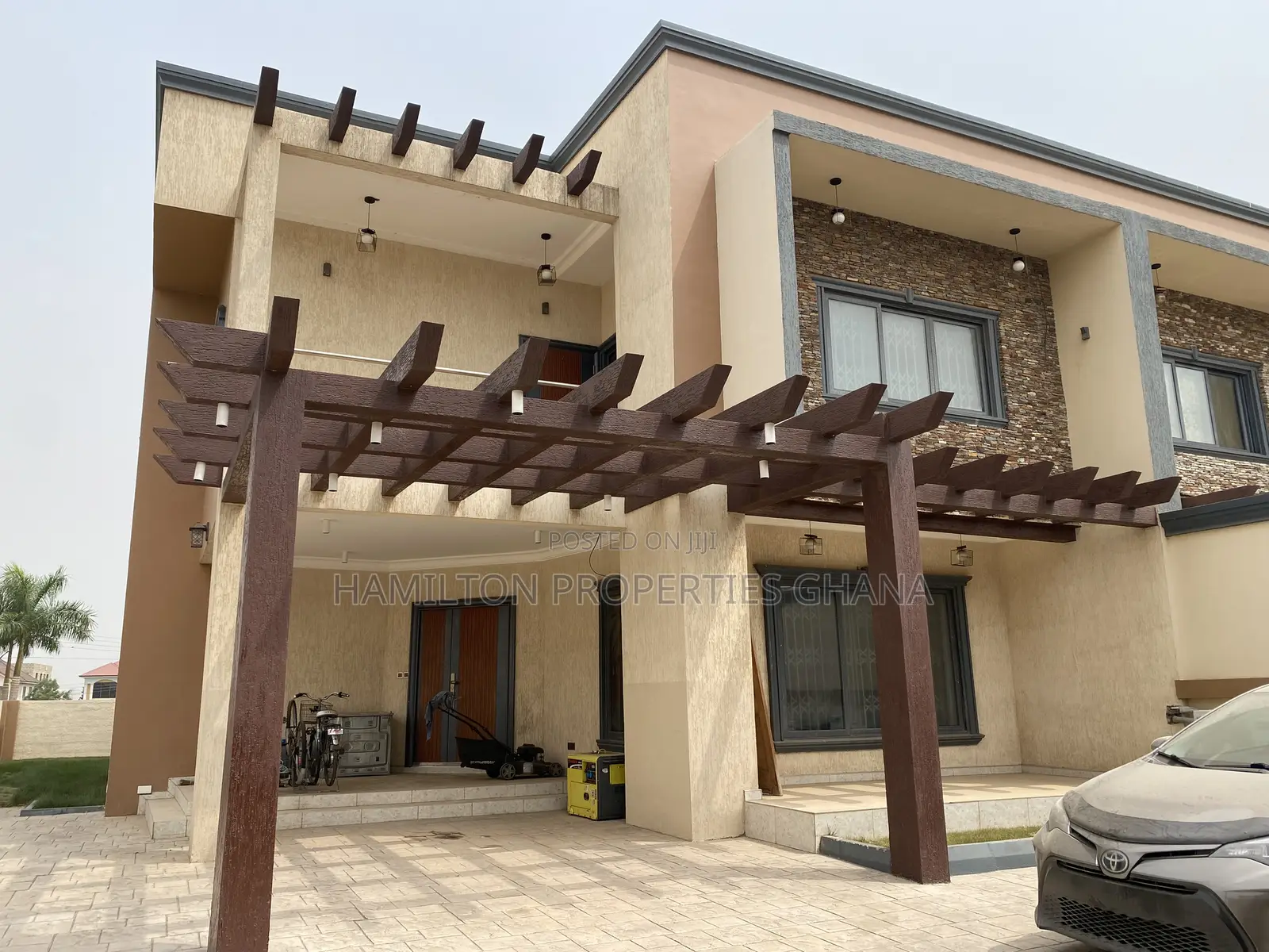 4bdrm Mansion in Trassaco, Adjiriganor for rent