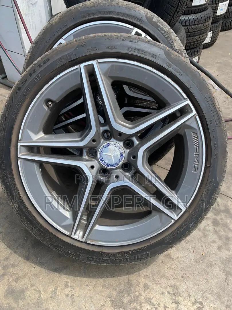 Benz Rim 18 With Run Flat Tire